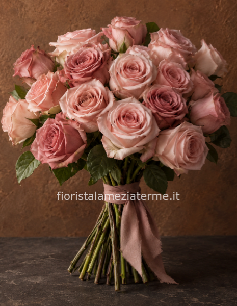 Bouquet  con roselline assortite